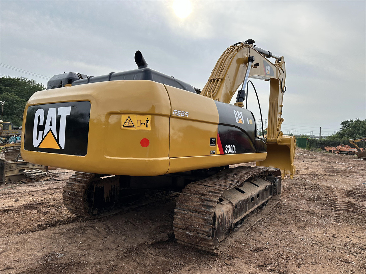 Excavadora de cadenas CATERPILLAR 330D: foto 7