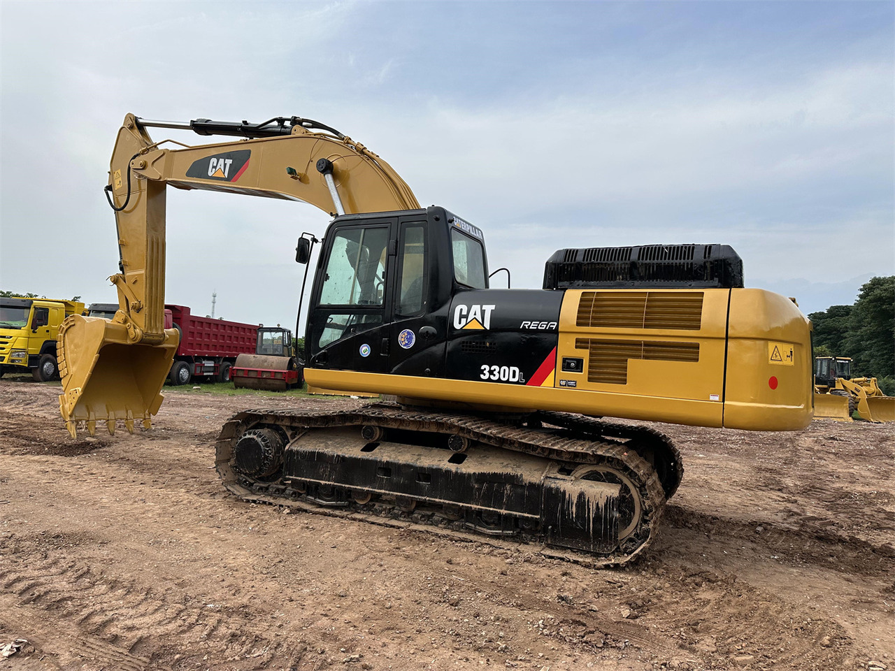 CATERPILLAR 330D - Excavadora de cadenas: foto 1 CATERPILLAR 330D - Excavadora de cadenas: foto 1