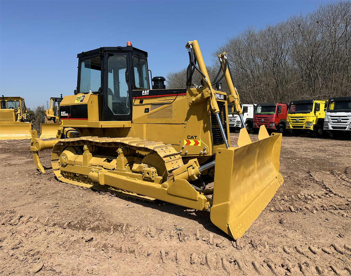 CATERPILLAR D6G - Excavadora: foto 1 CATERPILLAR D6G - Excavadora: foto 1