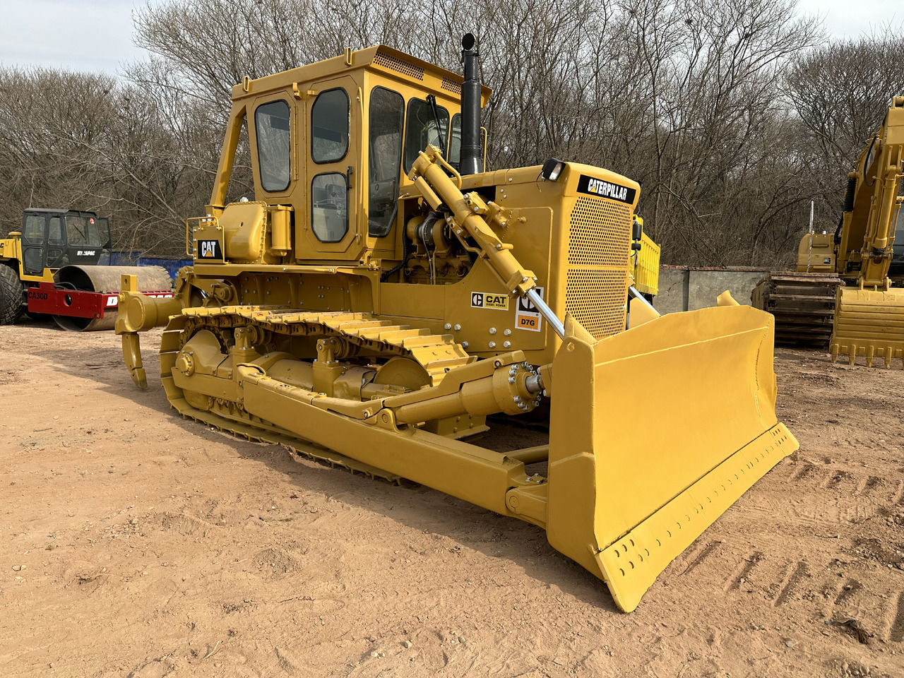 CATERPILLAR D7G - Bulldozer: foto 1 CATERPILLAR D7G - Bulldozer: foto 1