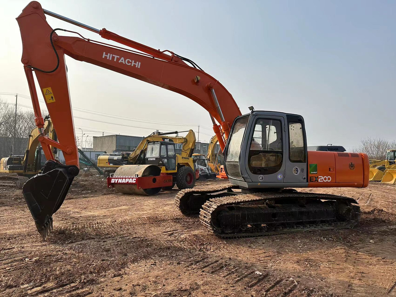 HITACHI EX200 - Excavadora de cadenas: foto 5 HITACHI EX200 - Excavadora de cadenas: foto 5