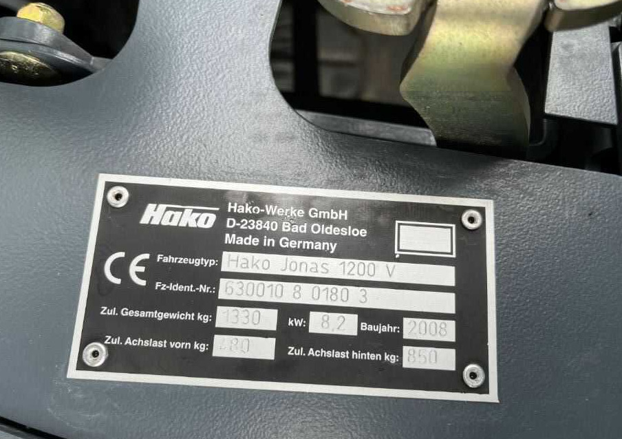Hako Jonas 1200V - Barredora industrial: foto 4 Hako Jonas 1200V - Barredora industrial: foto 4