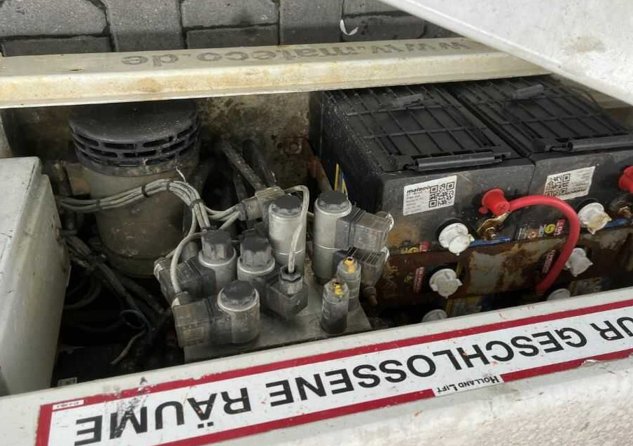 Holland-Lift ECOSTAR HL-11812 - Plataforma de tijeras: foto 5 Holland-Lift ECOSTAR HL-11812 - Plataforma de tijeras: foto 5