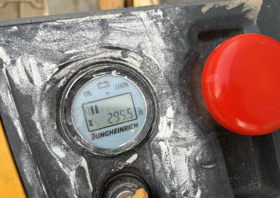 Jungheinrich EJEM13 - Transpaleta: foto 5 Jungheinrich EJEM13 - Transpaleta: foto 5