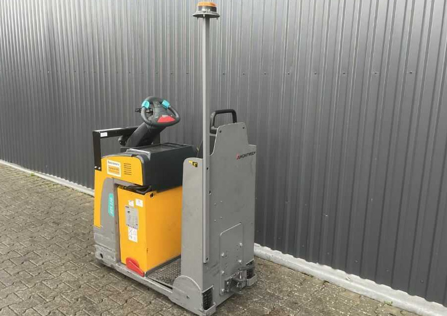 Jungheinrich EZS130 - Remolcadora: foto 3 Jungheinrich EZS130 - Remolcadora: foto 3