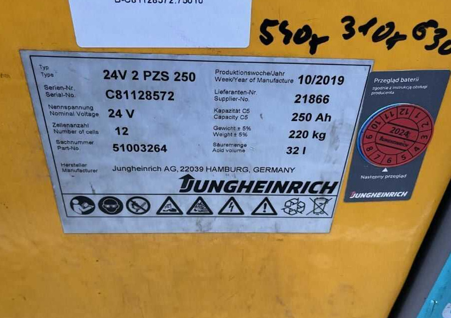 Jungheinrich EZS130 - Remolcadora: foto 5 Jungheinrich EZS130 - Remolcadora: foto 5