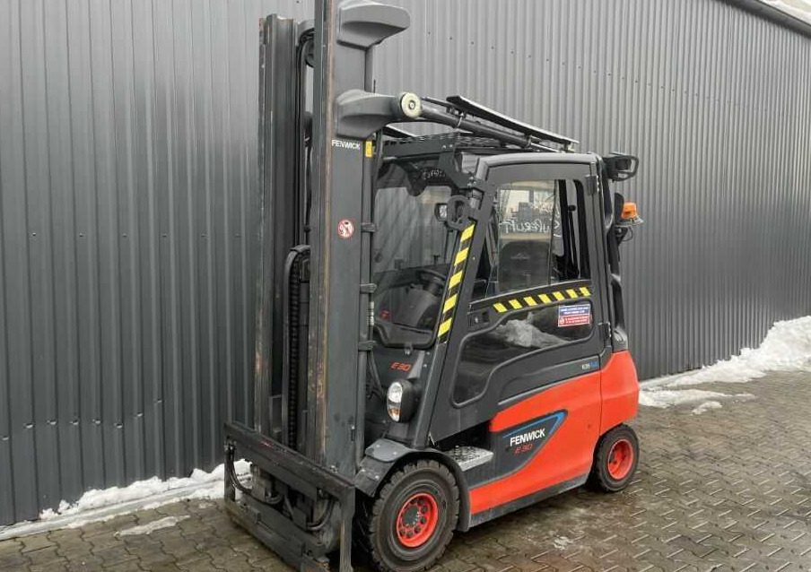 Linde E30-01 - Carretilla elevadora eléctrica: foto 1 Linde E30-01 - Carretilla elevadora eléctrica: foto 1