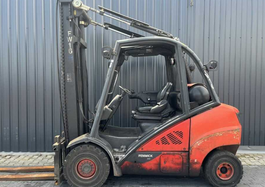 Linde H35T-02 - Carretilla elevadora de gas: foto 4 Linde H35T-02 - Carretilla elevadora de gas: foto 4
