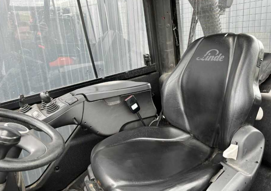 Carretilla elevadora diésel Linde H45D-02: foto 8