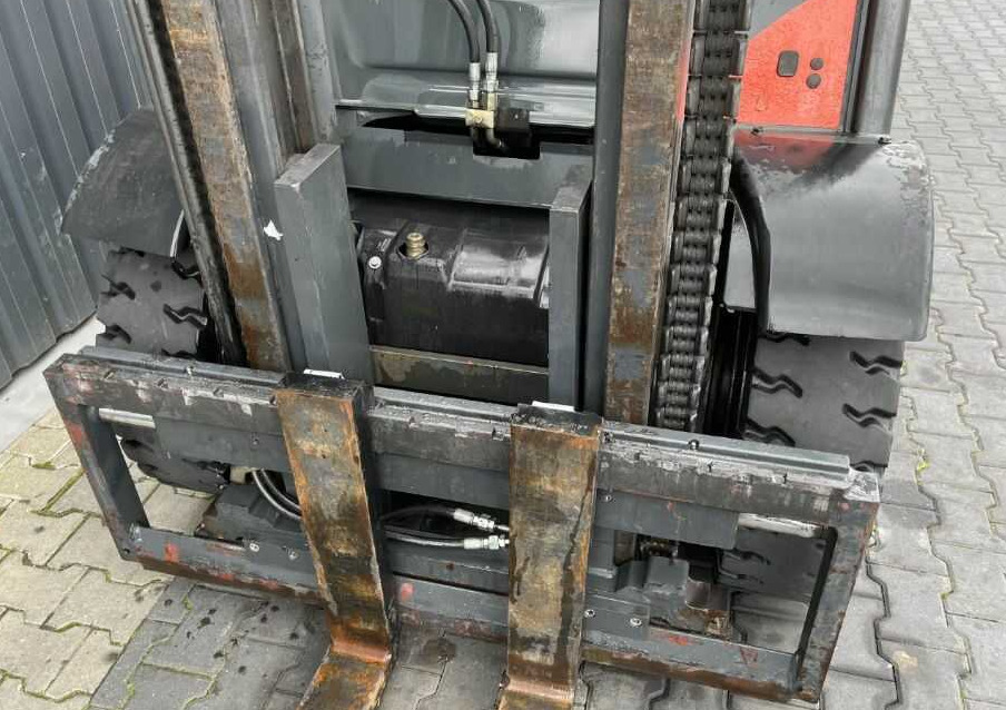 Carretilla elevadora diésel Linde H50D-02: foto 8