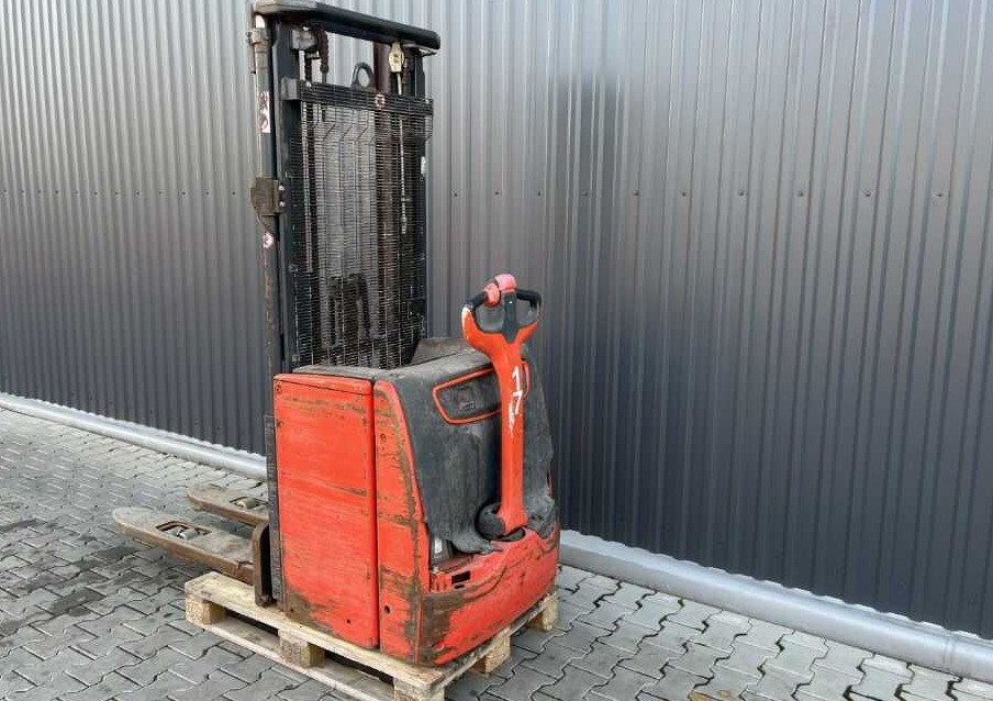 Linde L14i - Apilador: foto 3 Linde L14i - Apilador: foto 3