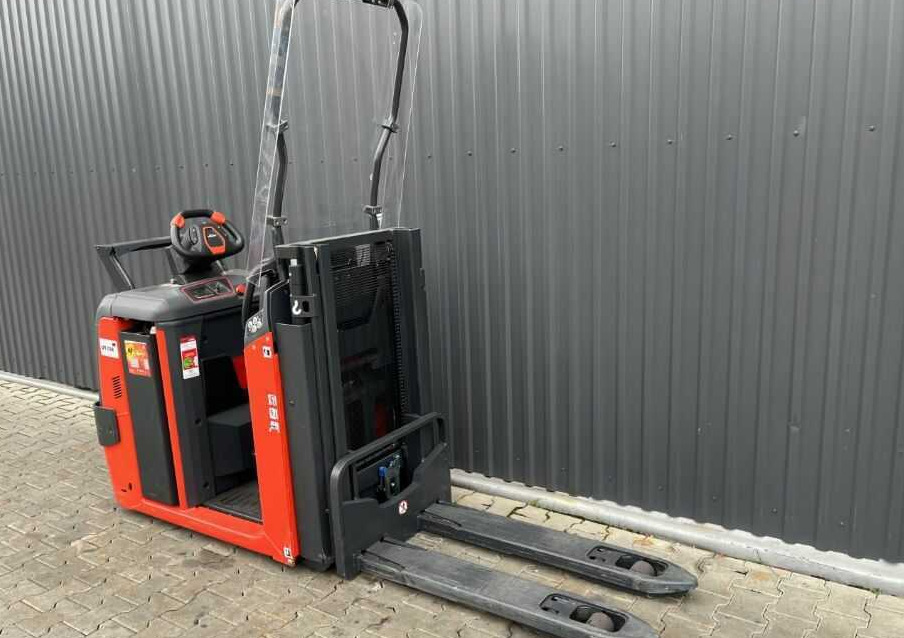 Linde N20CD - Recoge pedidos: foto 3 Linde N20CD - Recoge pedidos: foto 3