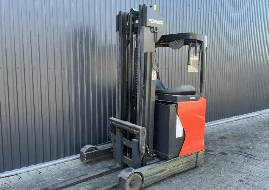 Linde R14-01 - Retráctil: foto 1 Linde R14-01 - Retráctil: foto 1