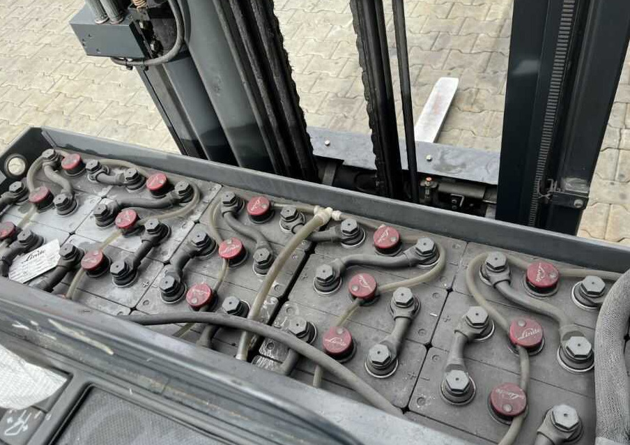 Retráctil Linde R16-01: foto 7 Retráctil Linde R16-01: foto 7