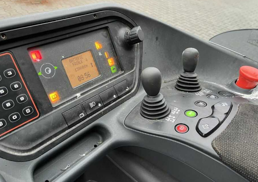 Retráctil Linde R16HD-01: foto 6 Retráctil Linde R16HD-01: foto 6