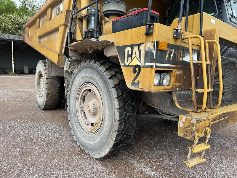 Caterpillar 771D - Dúmper: foto 4 Caterpillar 771D - Dúmper: foto 4