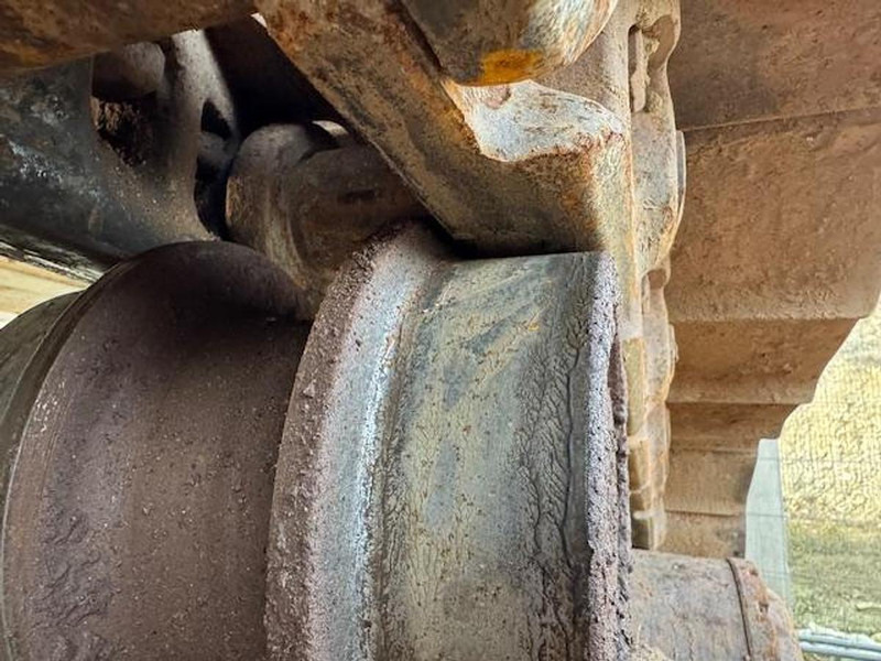 Hitachi ZX650LCH - Excavadora de cadenas: foto 3 Hitachi ZX650LCH - Excavadora de cadenas: foto 3