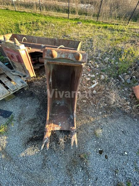 MECALAC Mecalac Serie 14 - Cazo para excavadora: foto 1 MECALAC Mecalac Serie 14 - Cazo para excavadora: foto 1