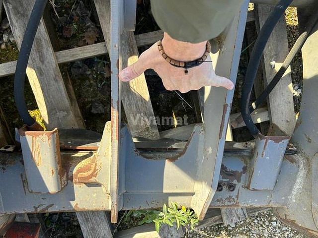 Volvo L120C/D/E/F/H L90C/D/E/F - Acoplamiento rápido: foto 4 Volvo L120C/D/E/F/H L90C/D/E/F - Acoplamiento rápido: foto 4