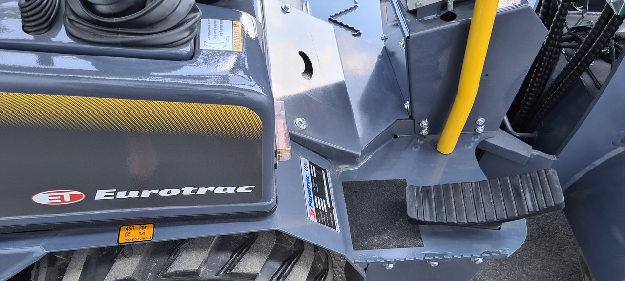 Eurotrac W10 Radlader Hoflader - Cargadora articulada: foto 4 Eurotrac W10 Radlader Hoflader - Cargadora articulada: foto 4
