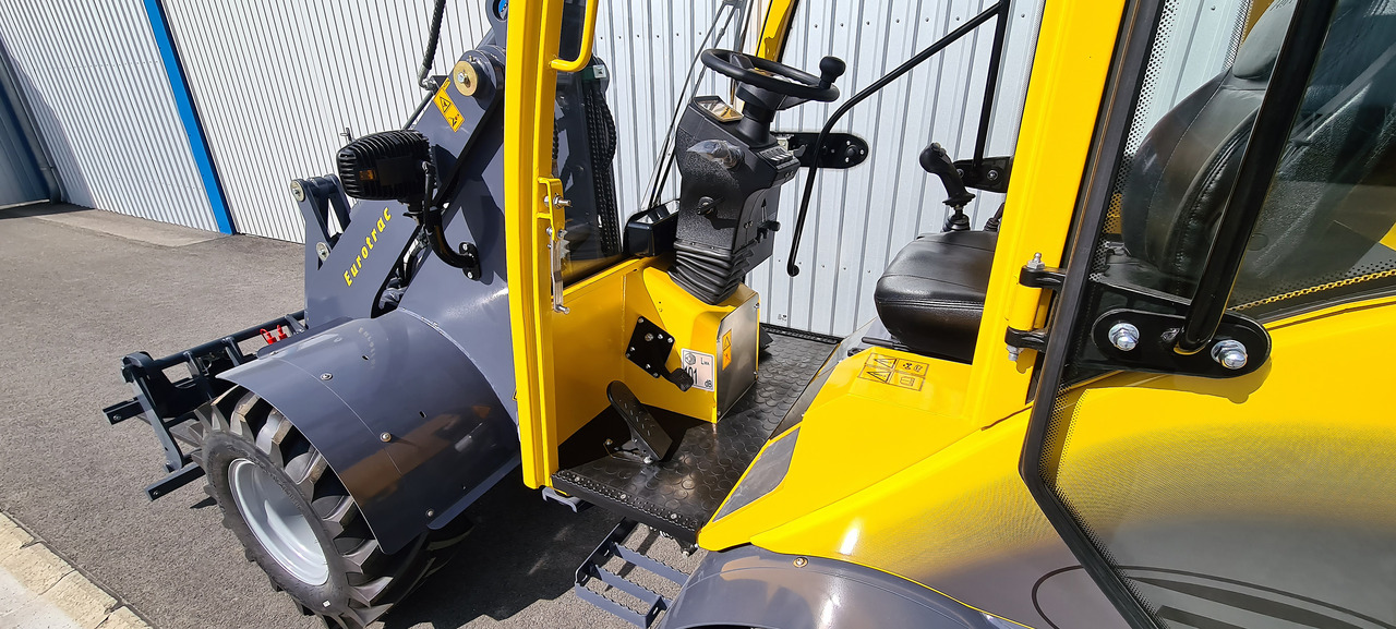 Eurotrac W12 Radlader Hoflader - Cargadora articulada: foto 4 Eurotrac W12 Radlader Hoflader - Cargadora articulada: foto 4