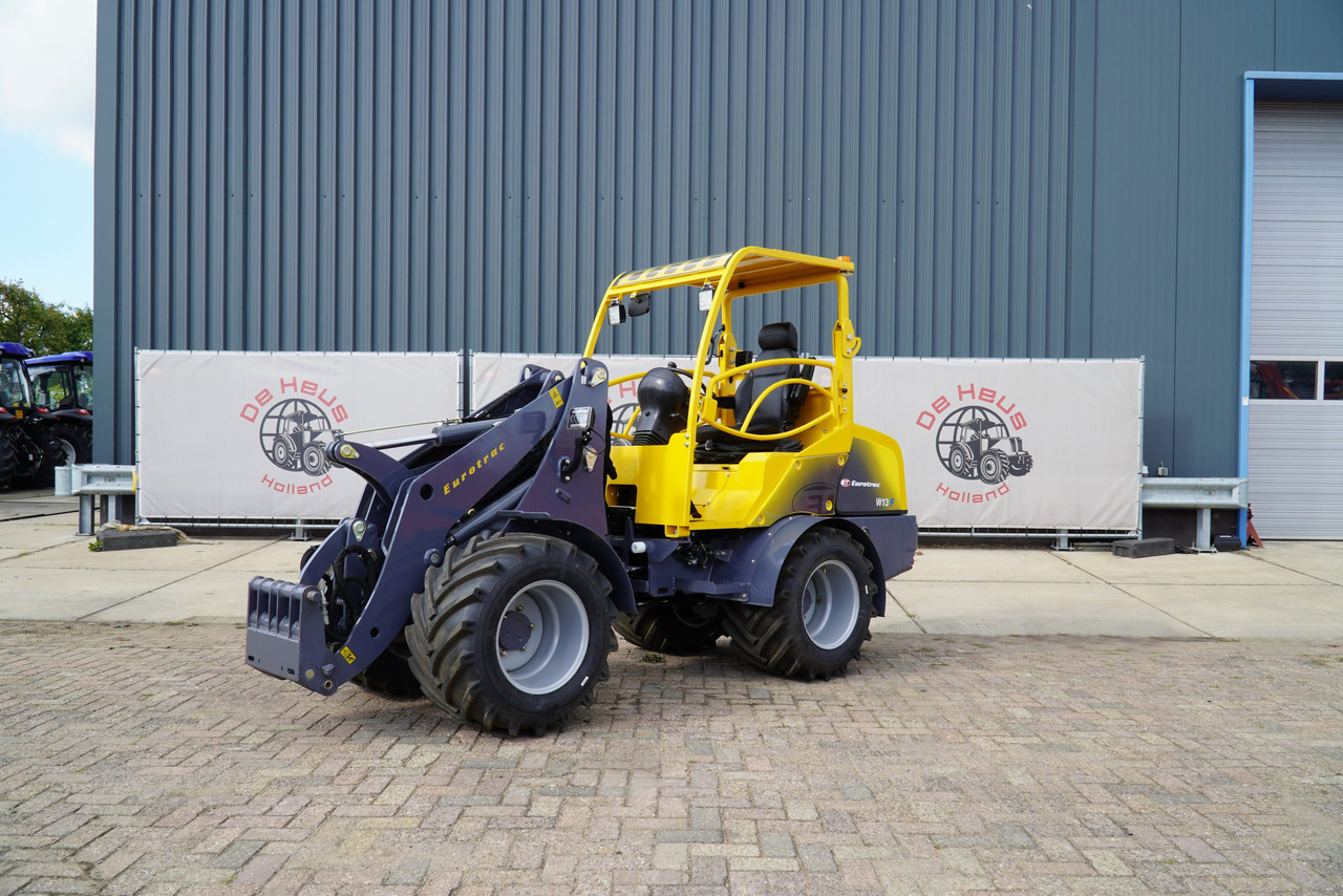 Eurotrac W13 Radlader Hoflader - Cargadora articulada: foto 1 Eurotrac W13 Radlader Hoflader - Cargadora articulada: foto 1