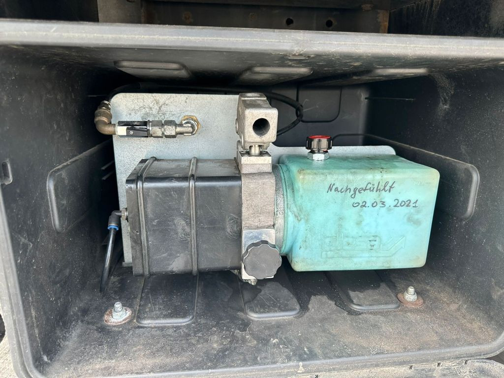 Semirremolque transporte de bebidas Kögel SN 24 * GETRÄNKE * HUBDACH * SAF-ACHSEN *: foto 18