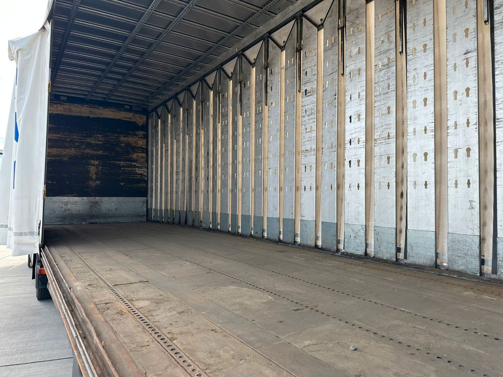 Semirremolque transporte de bebidas Kögel SN 24 * GETRÄNKE * HUBDACH * SAF-ACHSEN *: foto 7