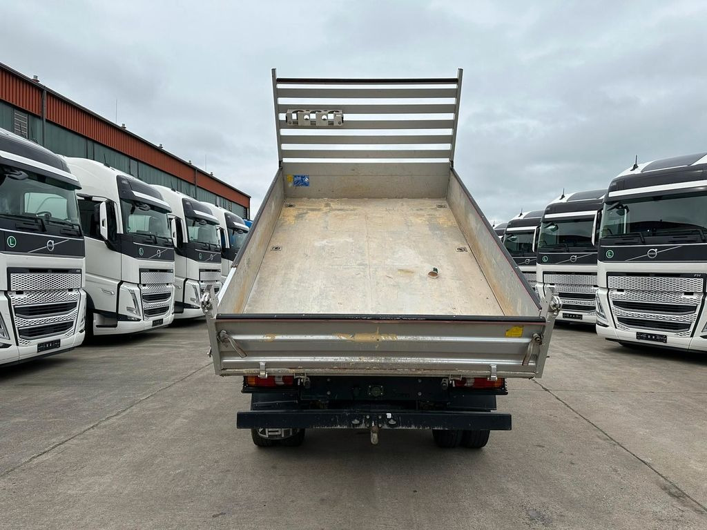 Renault DCI 165 2,2 * 4 X 4 * DREISEITENKIPPER * KLIMA* - Furgoneta basculante: foto 5 Renault DCI 165 2,2 * 4 X 4 * DREISEITENKIPPER * KLIMA* - Furgoneta basculante: foto 5