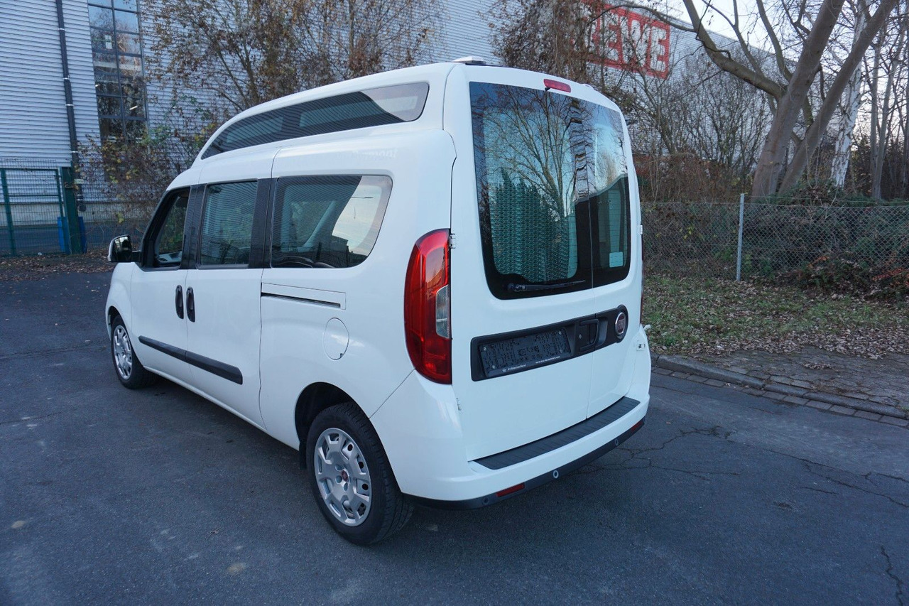 Fiat Doblo 1.6 16V Multijet 88kW Rollstuhlumbau - Furgoneta de pasajeros: foto 3 Fiat Doblo 1.6 16V Multijet 88kW Rollstuhlumbau - Furgoneta de pasajeros: foto 3