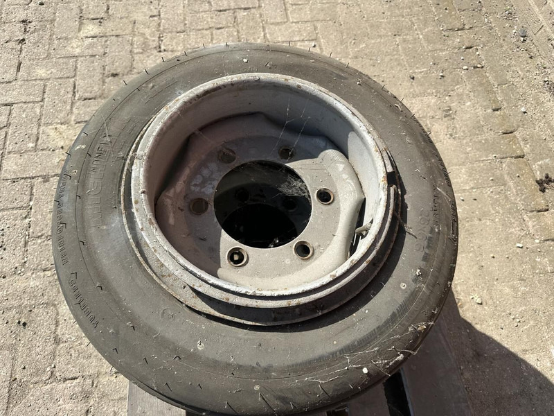 3 Banden 26x 6.6 - Gebruikt - Neumáticos y llantas: foto 3 3 Banden 26x 6.6 - Gebruikt - Neumáticos y llantas: foto 3