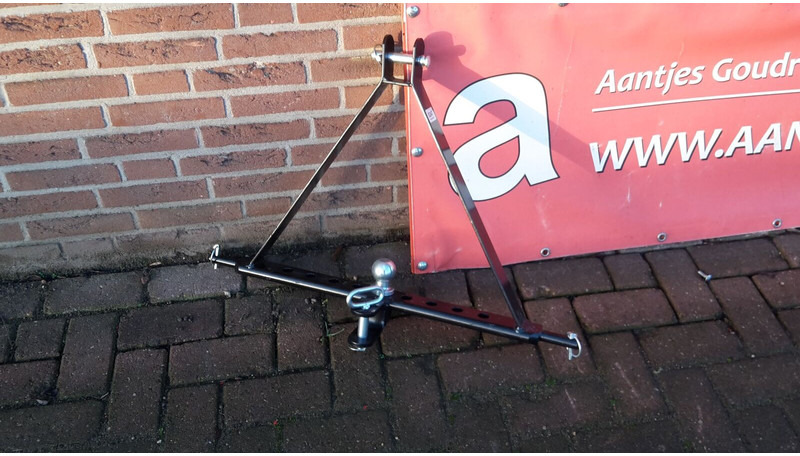 DRIEPUNT trekbok - Quinta rueda: foto 1 DRIEPUNT trekbok - Quinta rueda: foto 1