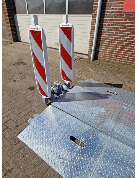 Leidingdrempel / road ramp - Rampa de carga: foto 5 Leidingdrempel / road ramp - Rampa de carga: foto 5