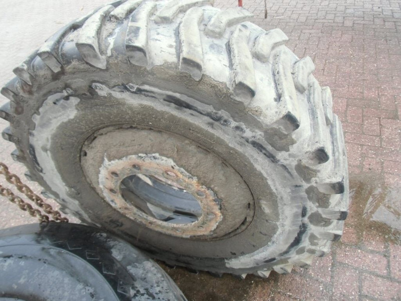 Onbekend Kraanband - Neumáticos y llantas: foto 2 Onbekend Kraanband - Neumáticos y llantas: foto 2