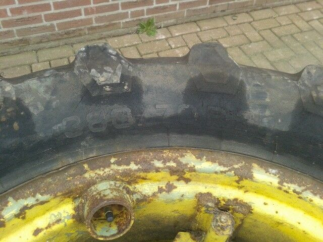 Pirelli - Neumáticos y llantas: foto 2 Pirelli - Neumáticos y llantas: foto 2