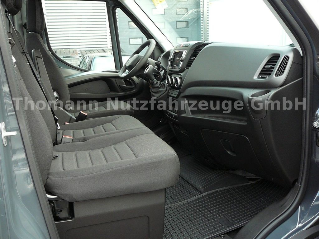 Iveco Daily 35S18 Autotransporter Aut. Luftfed. NAVI Iveco Daily 35S18 Autotransporter Aut. Luftfed. NAVI - Camión portavehículos, Furgoneta: foto 5 Iveco Daily 35S18 Autotransporter Aut. Luftfed. NAVI Iveco Daily 35S18 Autotransporter Aut. Luftfed. NAVI - Camión portavehículos, Furgoneta: foto 5