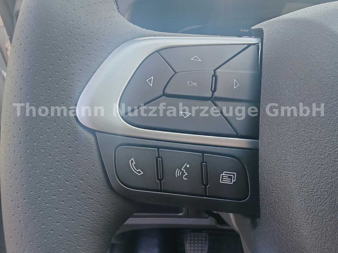 Furgoneta caja cerrada Iveco Daily 35S18 Koffer + LBW Navi/ACC Tempomat: foto 9 Furgoneta caja cerrada Iveco Daily 35S18 Koffer + LBW Navi/ACC Tempomat: foto 9