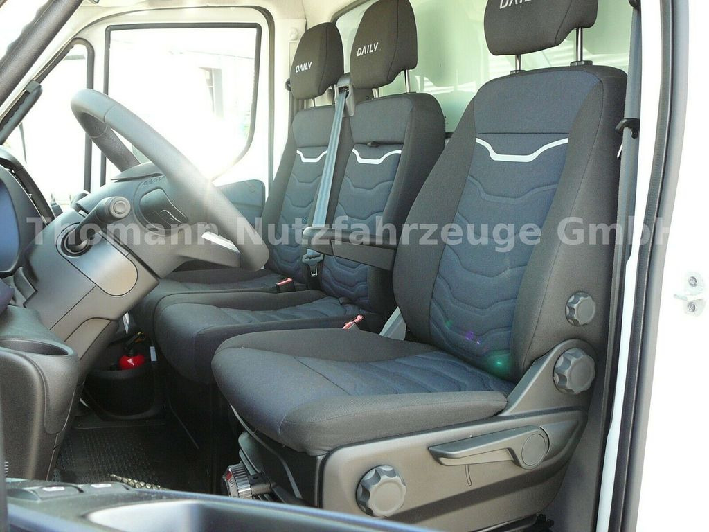 Furgoneta caja cerrada nuevo Iveco Daily 70C18H Koffer LBW Klimaaut. Iveco Daily 70C18H Koffer LBW Klimaaut.: foto 19 Furgoneta caja cerrada nuevo Iveco Daily 70C18H Koffer LBW Klimaaut. Iveco Daily 70C18H Koffer LBW Klimaaut.: foto 19