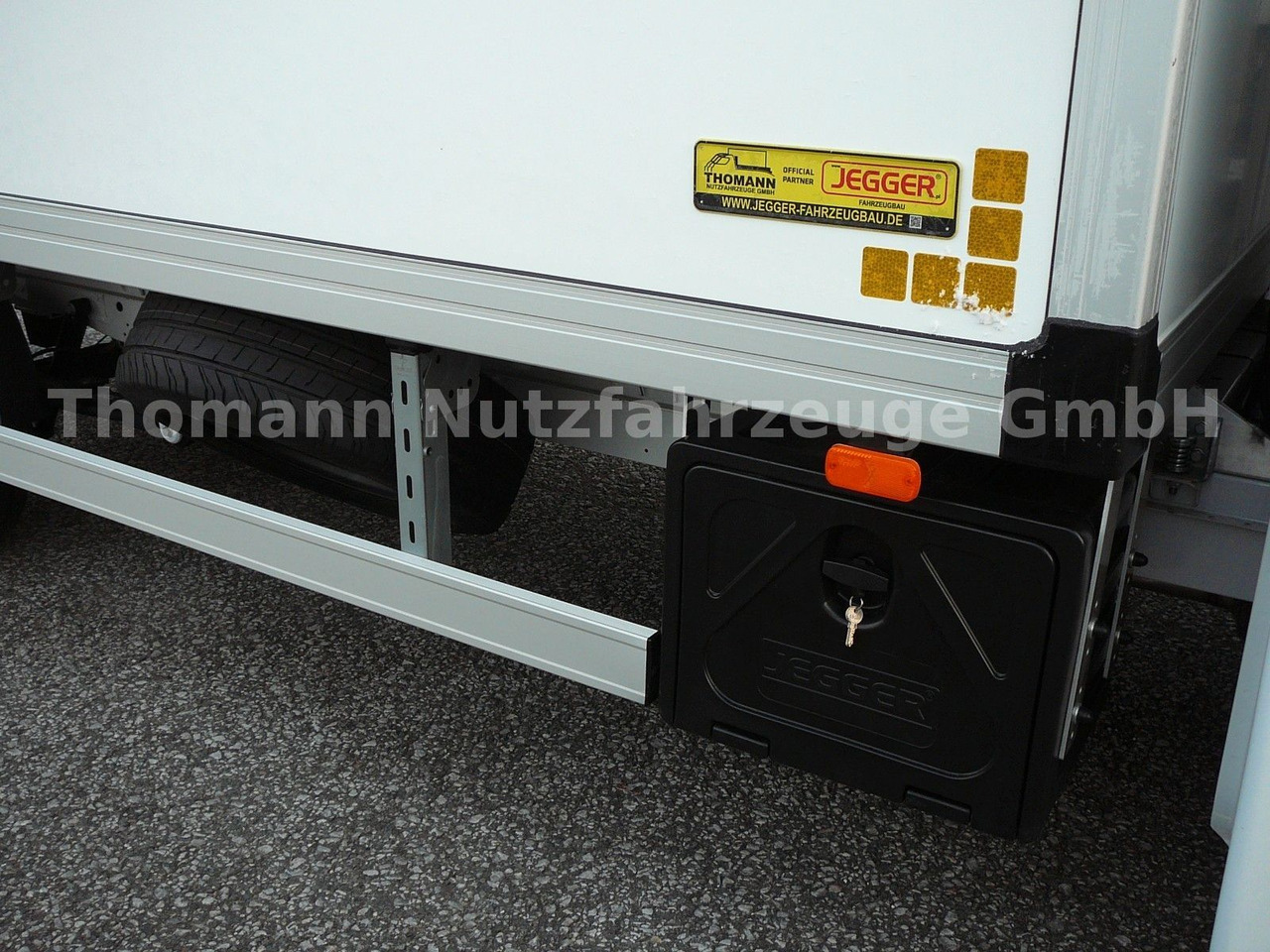 Mercedes-Benz Sprinter 317 CDI Kühlkoffer Xarios 300 LBW - Furgoneta frigorifica: foto 4 Mercedes-Benz Sprinter 317 CDI Kühlkoffer Xarios 300 LBW - Furgoneta frigorifica: foto 4