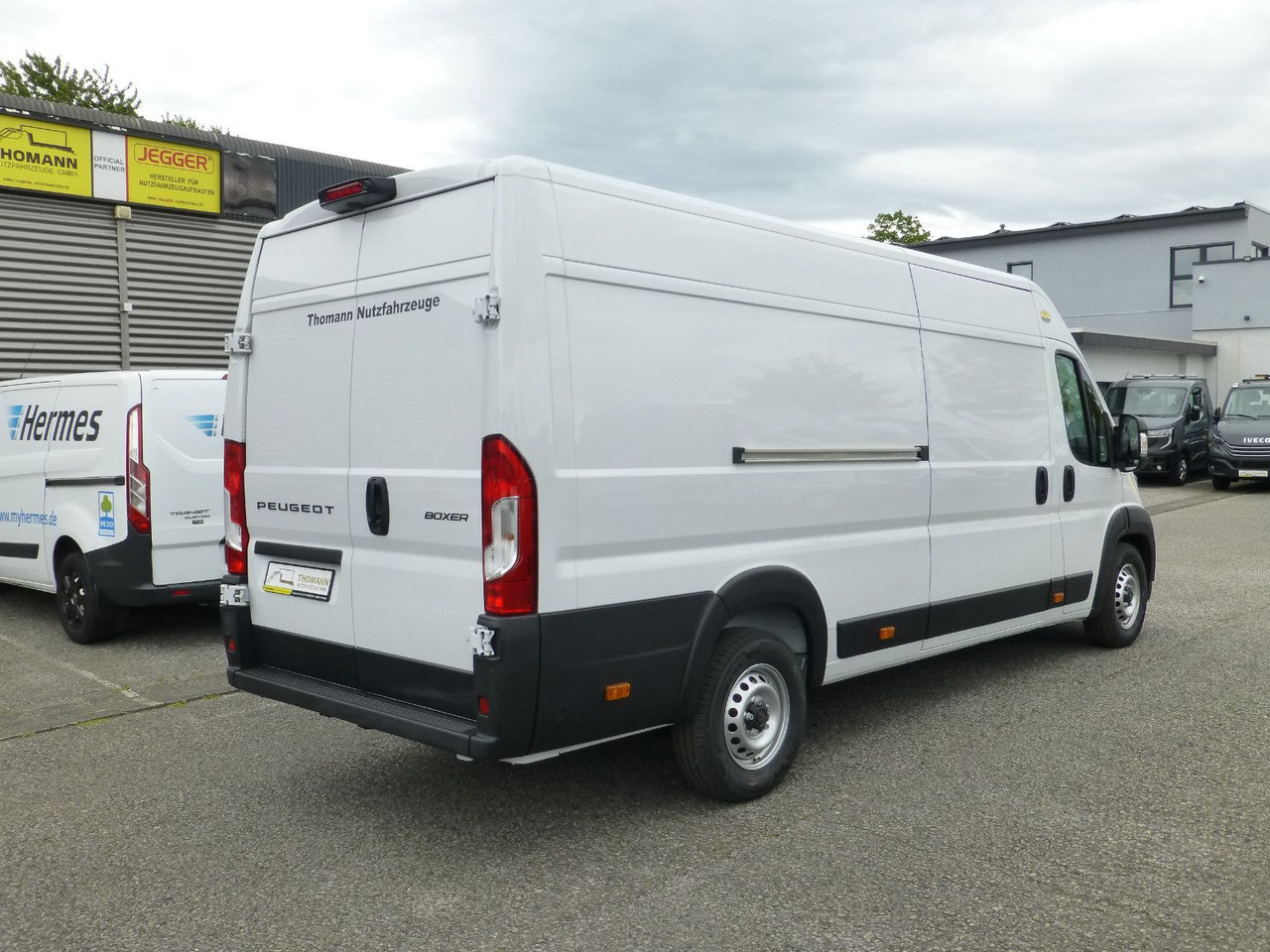 Peugeot Boxer Kühlkastenwagen Carrier Xarios 300 GH Navi - Furgoneta frigorifica: foto 5 Peugeot Boxer Kühlkastenwagen Carrier Xarios 300 GH Navi - Furgoneta frigorifica: foto 5