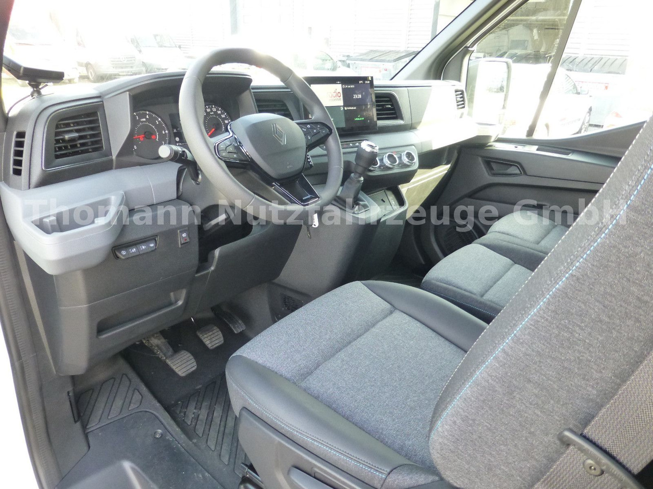 Furgoneta frigorifica Renault NEW Master Kühlkastenwagen Xarios 300 GH: foto 30