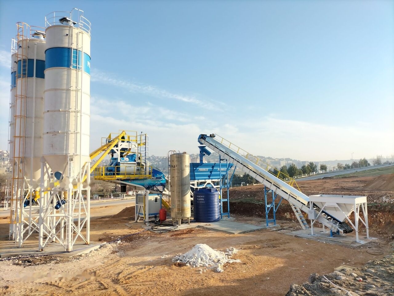 Promax Mobile Concrete Batching Plant PROMAX M100-TWN (100m³/h) - Planta de hormigón: foto 1 Promax Mobile Concrete Batching Plant PROMAX M100-TWN (100m³/h) - Planta de hormigón: foto 1