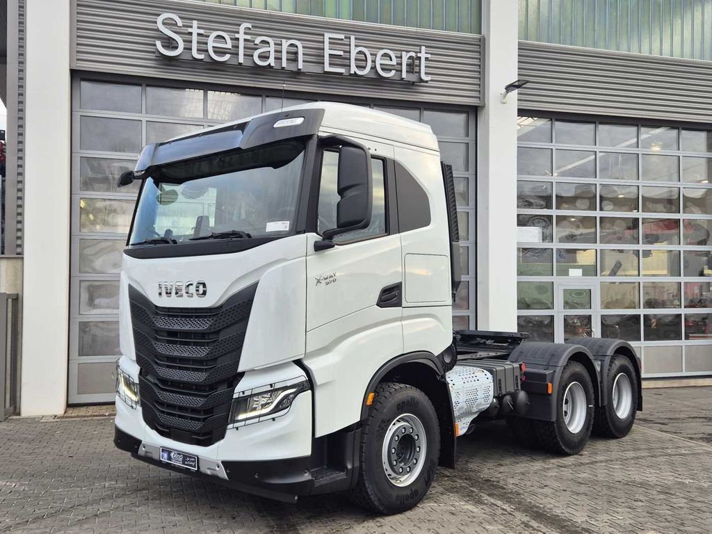 Iveco X-Way AS440X57TZ/P ON+ 6x4 Intarder Bett - Cabeza tractora: foto 1 Iveco X-Way AS440X57TZ/P ON+ 6x4 Intarder Bett - Cabeza tractora: foto 1