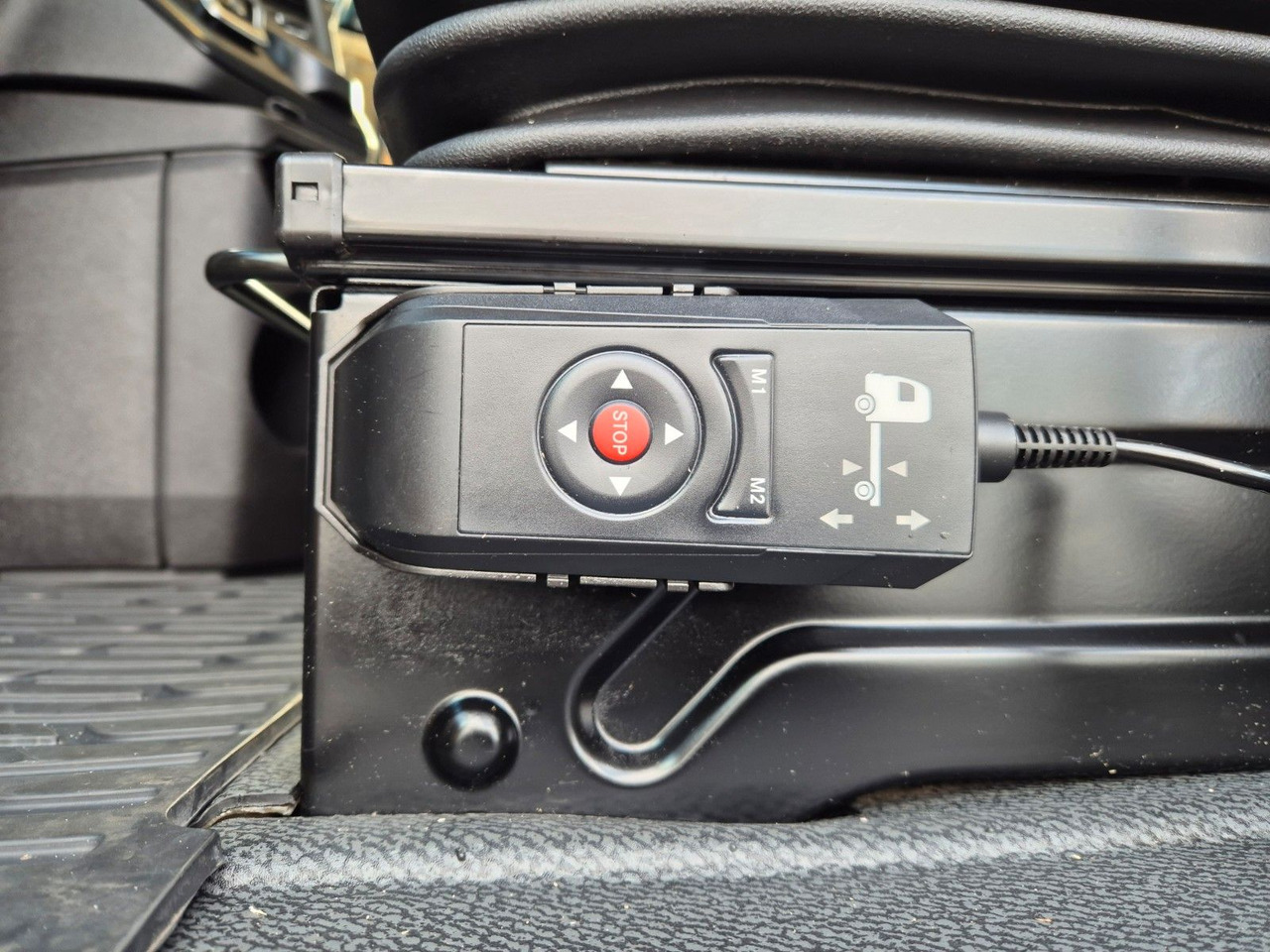 Cabeza tractora Mercedes-Benz Actros 1848 LS Hydraulik Reatarder Standklima: foto 20