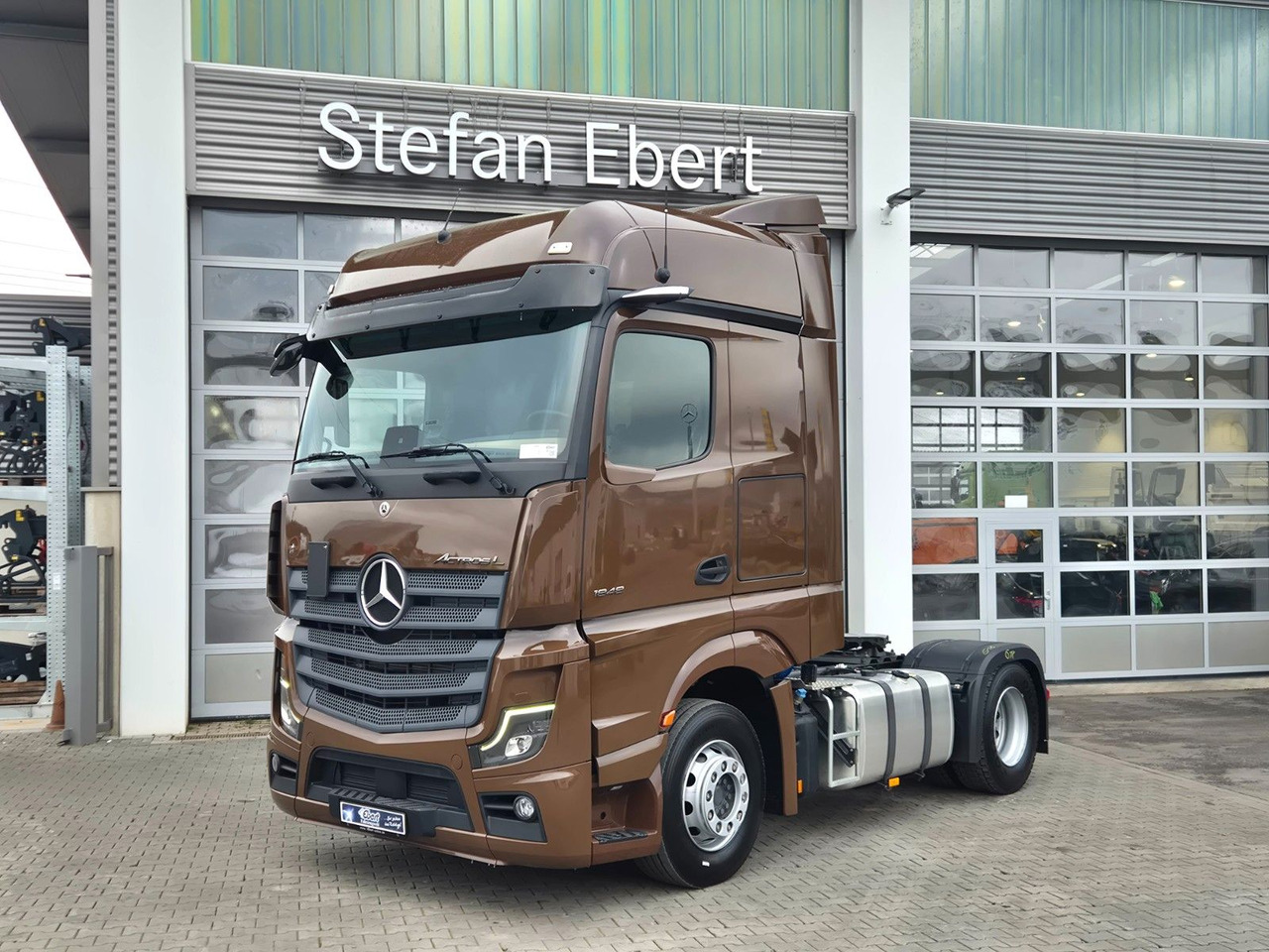 Mercedes-Benz Actros 1848 LS Öl-Retarder Standklima BigSpace - Cabeza tractora: foto 1 Mercedes-Benz Actros 1848 LS Öl-Retarder Standklima BigSpace - Cabeza tractora: foto 1
