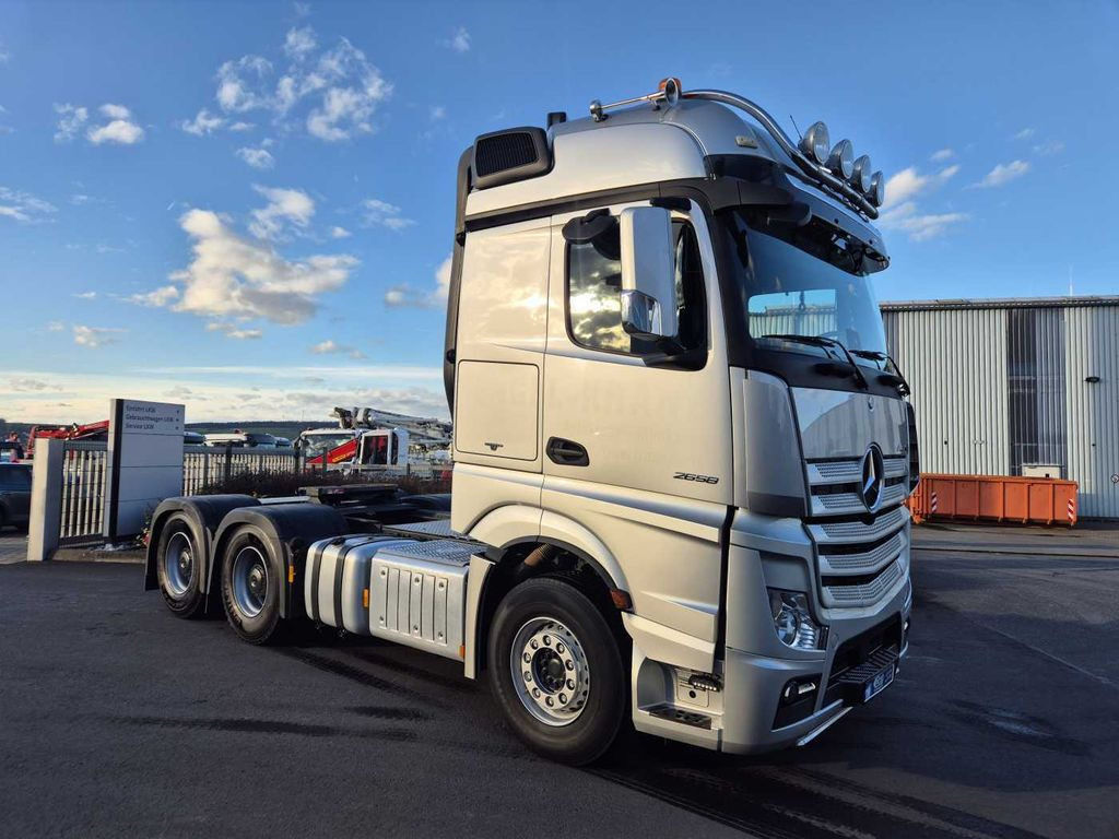 Mercedes-Benz Actros 2658 LS 6x4 Turbo Retarder 120t BigSpace - Cabeza tractora: foto 4 Mercedes-Benz Actros 2658 LS 6x4 Turbo Retarder 120t BigSpace - Cabeza tractora: foto 4