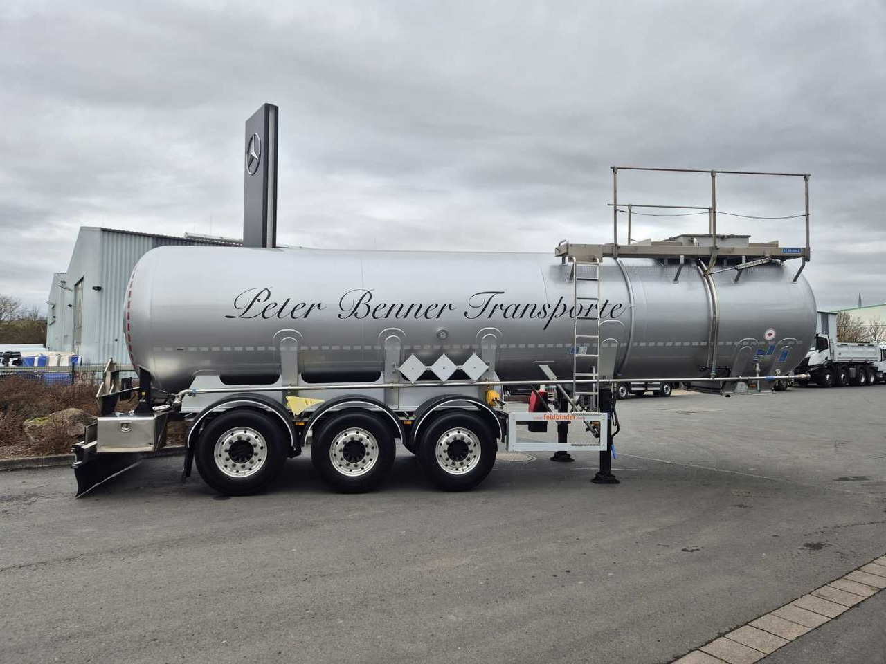 Feldbinder TSA 30.3 Gefahrgut ADR, 1 Kammer 30.000 Liter - Semirremolque cisterna: foto 5 Feldbinder TSA 30.3 Gefahrgut ADR, 1 Kammer 30.000 Liter - Semirremolque cisterna: foto 5