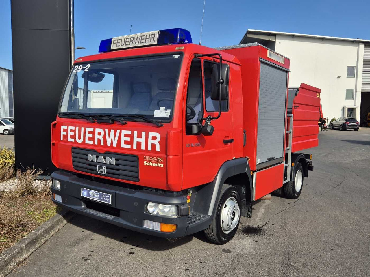 MAN LE 8.150 Schaumlöschfahrzeug Schmitz SLF25/25 - Furgoneta: foto 2 MAN LE 8.150 Schaumlöschfahrzeug Schmitz SLF25/25 - Furgoneta: foto 2