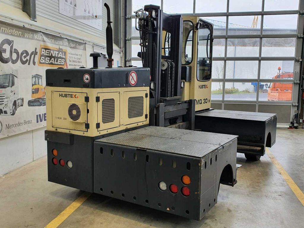 Hubtex MQ 30 H Hybrid / 748h! / Diesel + Elektro Hubtex MQ 30 H Hybrid / 748h! / Diesel + Elektro - Carretilla de carga lateral: foto 2 Hubtex MQ 30 H Hybrid / 748h! / Diesel + Elektro Hubtex MQ 30 H Hybrid / 748h! / Diesel + Elektro - Carretilla de carga lateral: foto 2