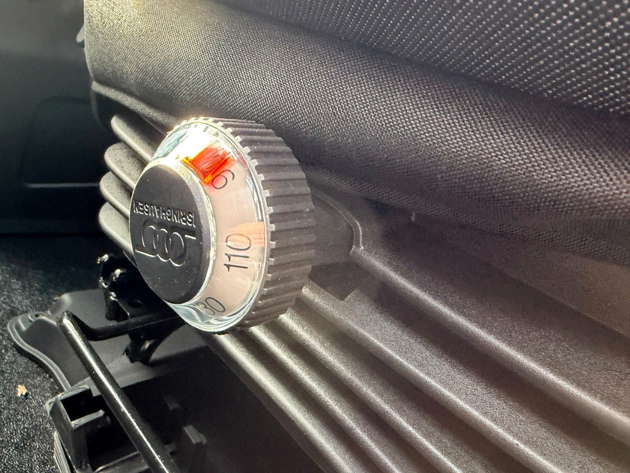 Furgoneta basculante Iveco Daily 35S14 A8*R3.450mm*Automatik*Kamera*3Sitze*: foto 21 Furgoneta basculante Iveco Daily 35S14 A8*R3.450mm*Automatik*Kamera*3Sitze*: foto 21